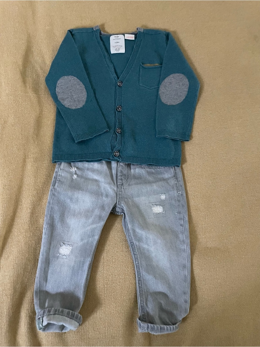 ZARA set- Cardigan with Jeans